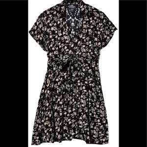 Angie floral dress with crochet back detailing